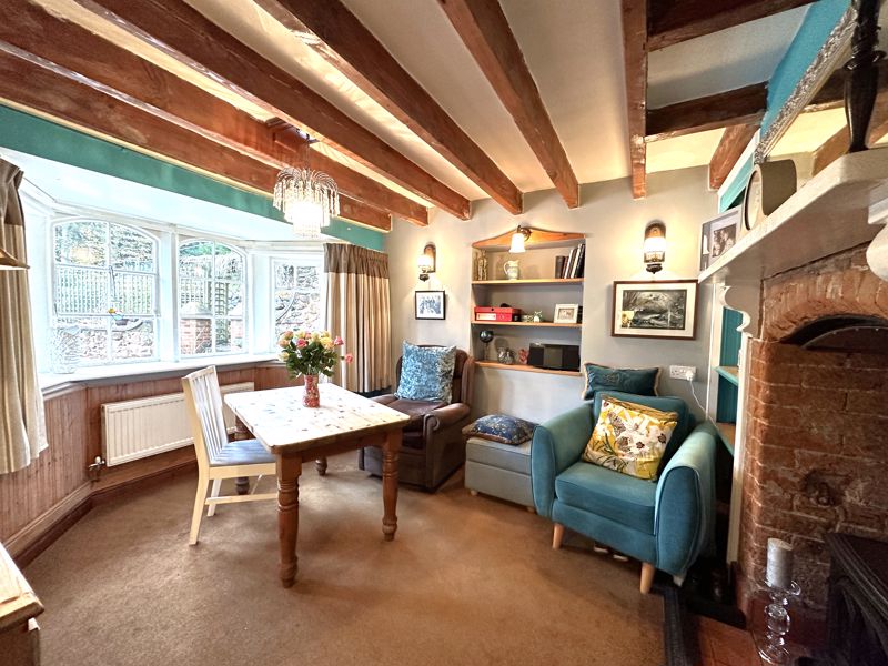 Sitting room/Dining room 2- click for photo gallery
